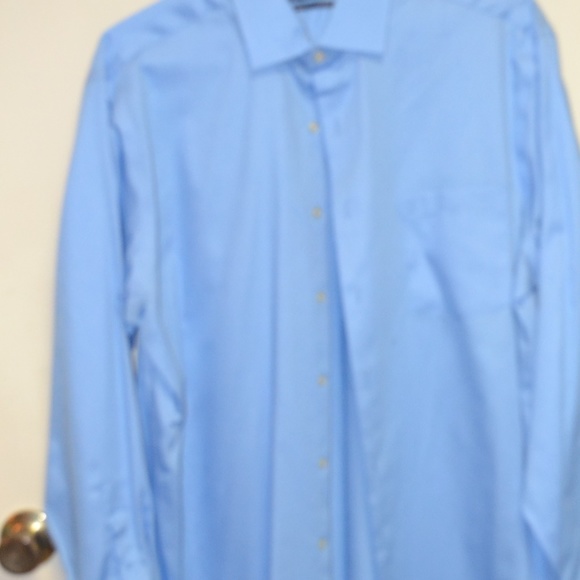 Lot of five Geoffrey Beene dress shirts - Picture 3 of 6